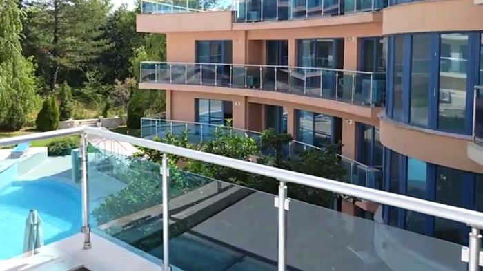 2-кімнатний апартамент з верандою 65.29 м2 | Aquamarine B100 | Обзор | Болгарія