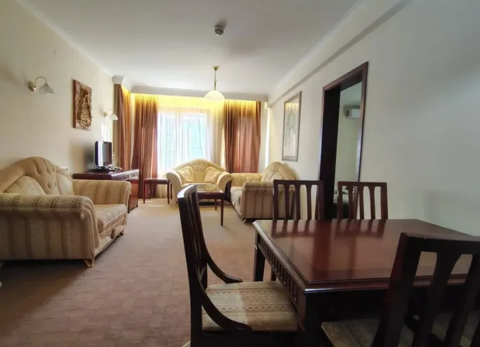 2-Bedroom Apartment 102 m2, 350 m from the Gondola