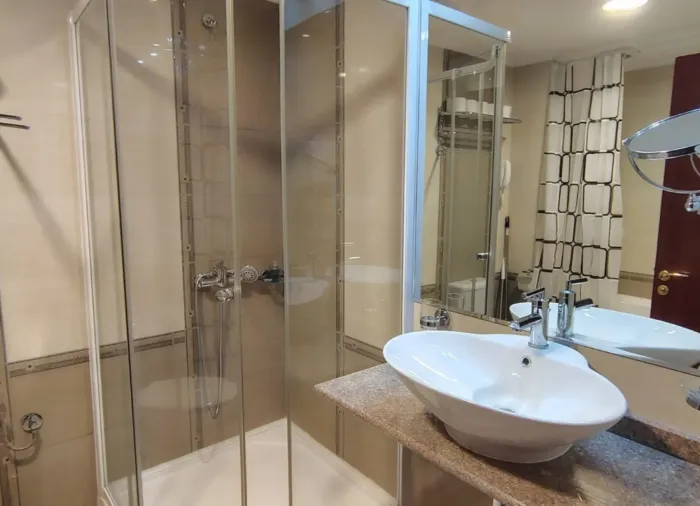 2-Bedroom Apartment 102 m2, 350 m from the Gondola