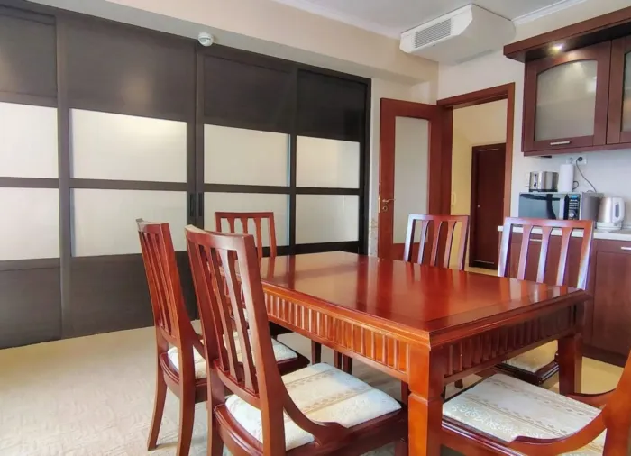 Two-Bedroom Maisonette 147 m² Just 300 m from the Gondola, Downtown Complex, Bansko