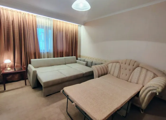 Two-Bedroom Maisonette 147 m² Just 300 m from the Gondola, Downtown Complex, Bansko