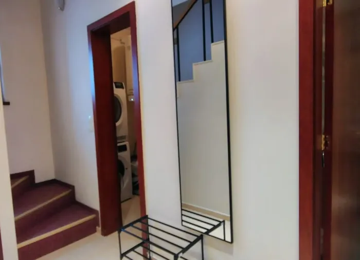 Two-Bedroom Maisonette 147 m² Just 300 m from the Gondola, Downtown Complex, Bansko