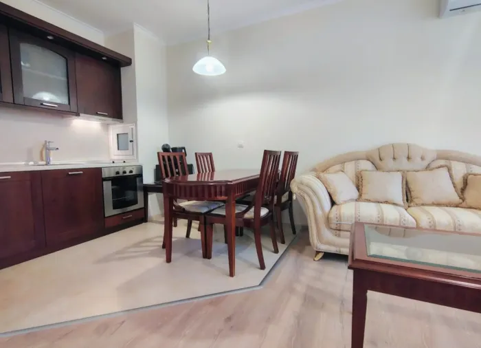 One-Bedroom Apartment 78 m² Just 5 Minutes from the Gondola, Downtown Complex, Bansko