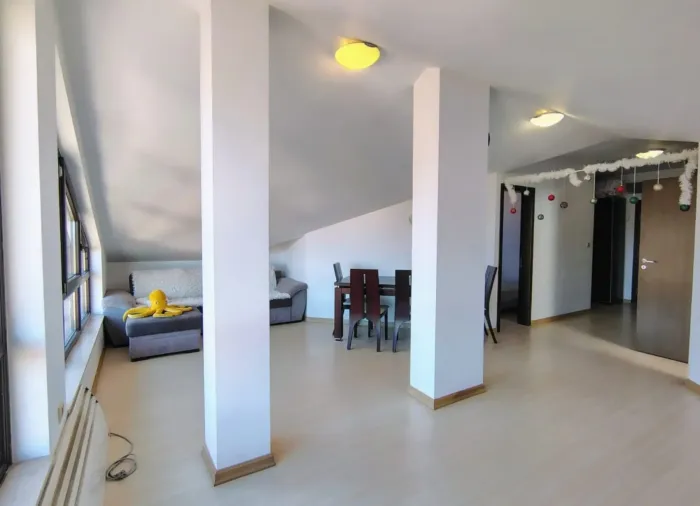 Трикімнатна квартира 90 м² з сауною в комплексі Фенікс, Бансько